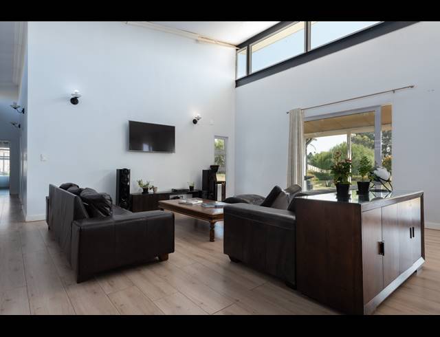 1.20HA SMALLHOLDING FOR SALE IN NORTON HOME ESTATE